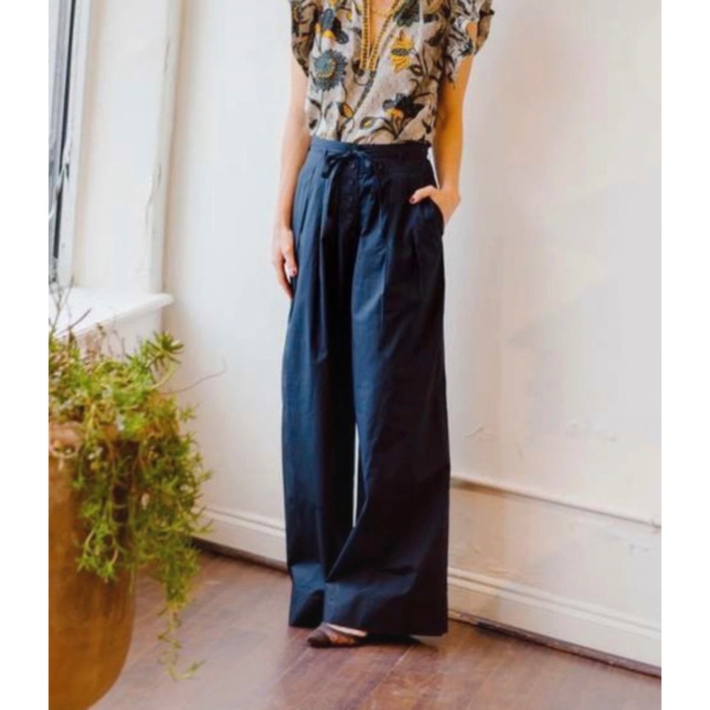 Ulla Johnson Navy Blue High-Waisted Pleated Wide-Leg Pants (Spring/Summer 2022)